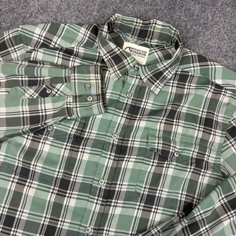 Mountain Khakis Mens Size Medium Green Plaid Long Sleeve Button Down Shirt